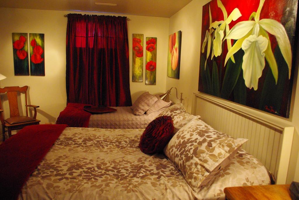 Atelier Galerie Anne Drouin Peinture & Pension Sainte-Julie Δωμάτιο φωτογραφία