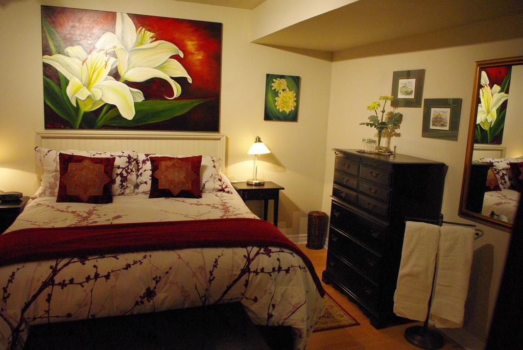 Atelier Galerie Anne Drouin Peinture & Pension Sainte-Julie Δωμάτιο φωτογραφία